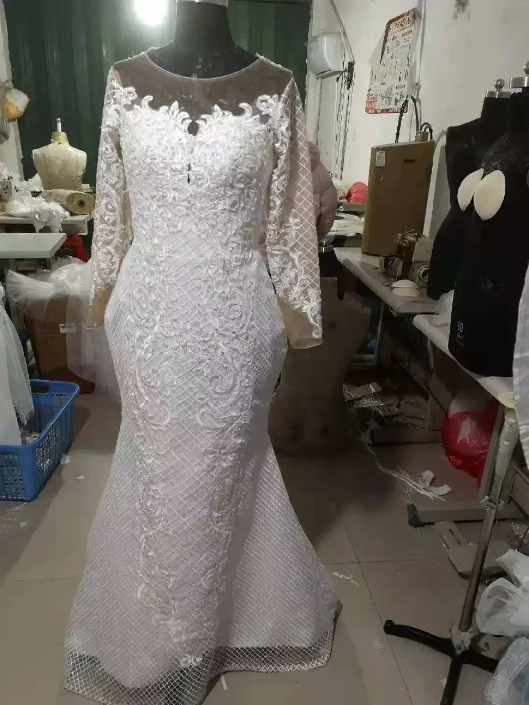 ชุดแต่งงานแบบคลาสสิกคอตักประดับลูกไม้ Vestido De Noiva พร้อมกระโปรงถอดได้ แขนยาว สไตล์แอฟริกัน