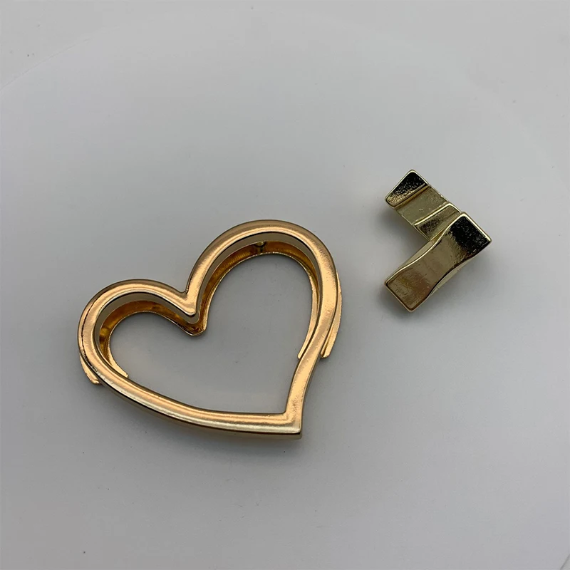 

Heart Shape Bag Lock Clasp Metal Turn Lock Buckles For DIY Handbag Shoulder Bag Purse Handbag Hardware Bag Accessories