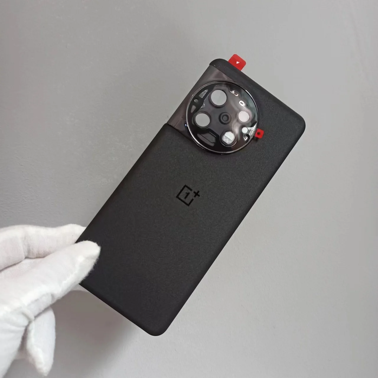 Thumbnail 2 - #26 Compare OnePlus 11 Cases Before You Buy