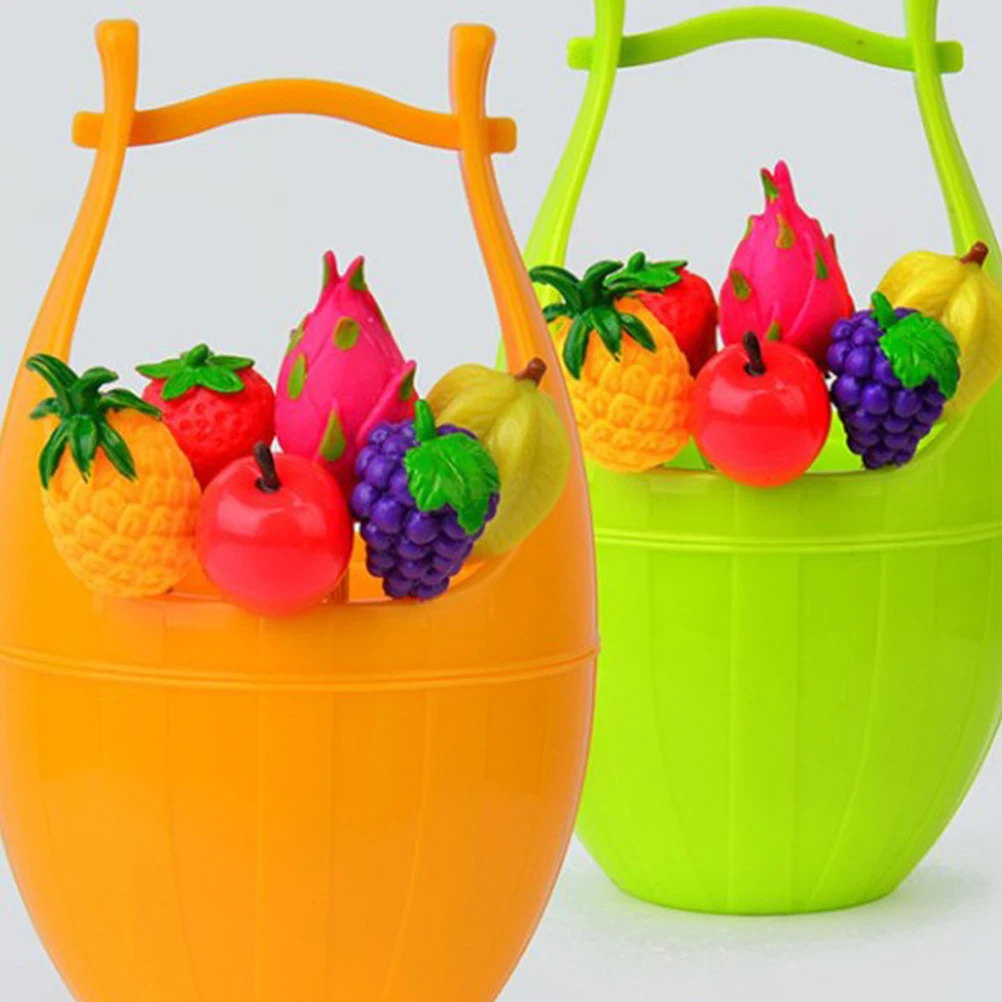 

6 PCS Wooden Bucket Fruit Fork Dessert Forks Cocktail Sticks Mini Cupcake Picks