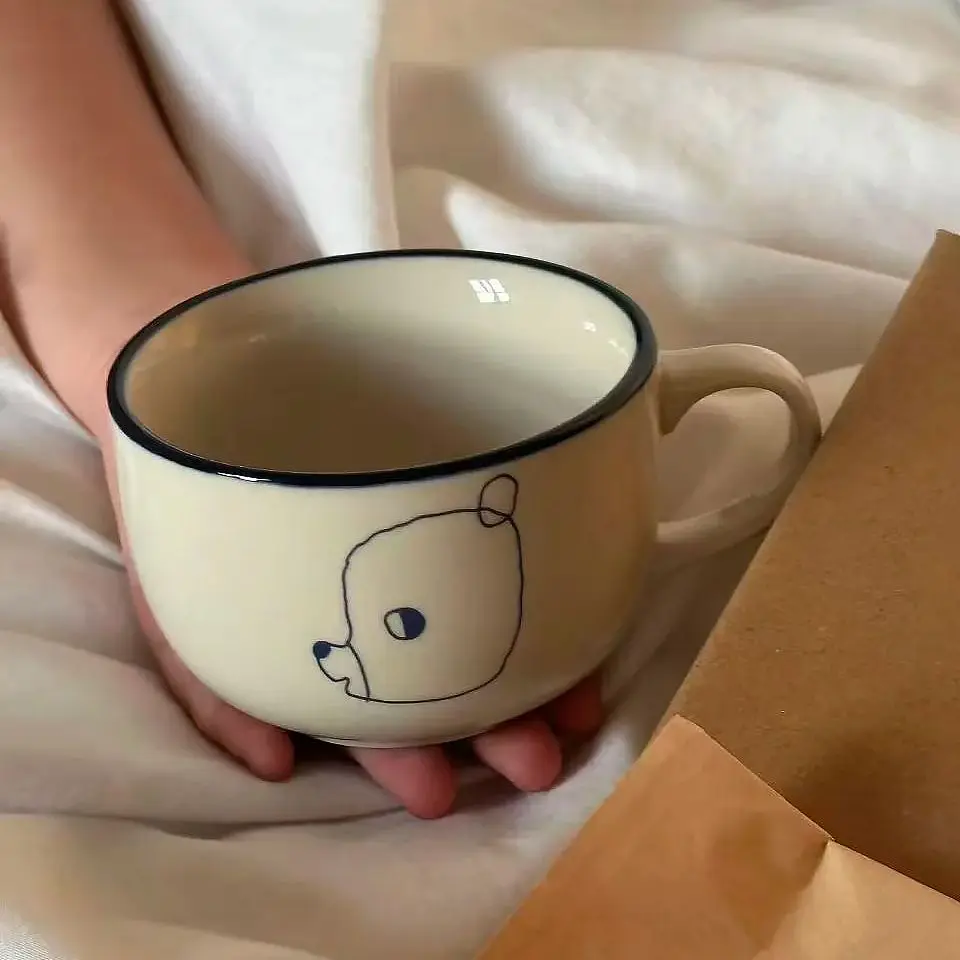 

Cute Line Bear Ceramic Mug Hand-Drawn Cartoon Bear Pattern Coffee Latte Milk Cup With Handle Heat-resistant Tea Ceramic Cup