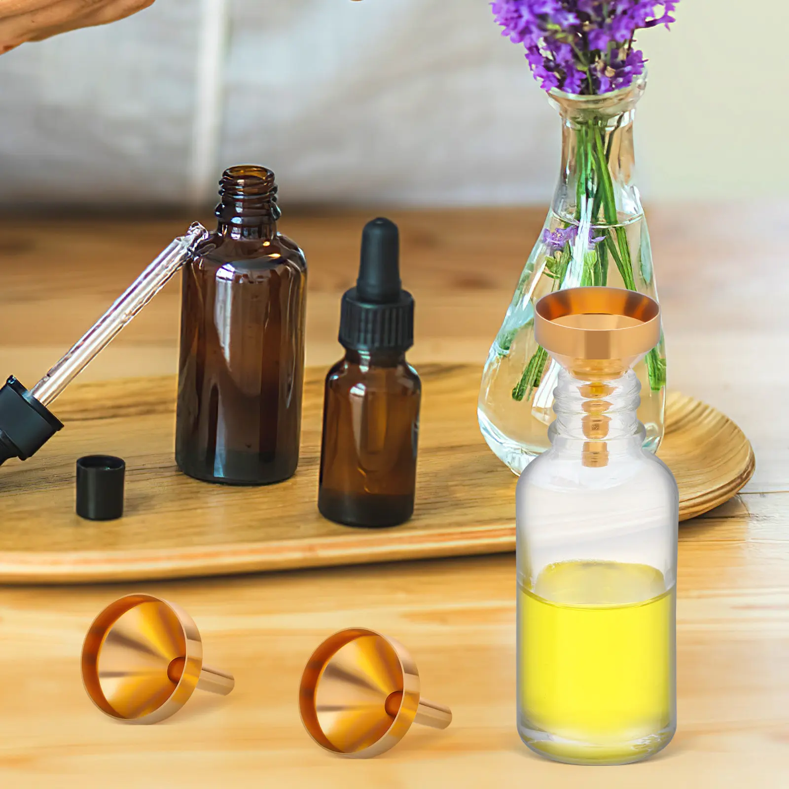 

1Set Small Metal Funnels Miniature Precise Filling Tiny Funnels for Bottles Essential Oil Perfume Craft Liquid Transfer Droppers