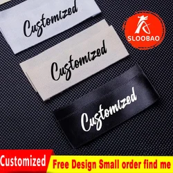 Width 2cm Free customiz Hitam Silk Screen Label Perawatan Perak Huruf Dicetak Tag Di Satin Saham Atau Disesuaikan Dalam Gulungan