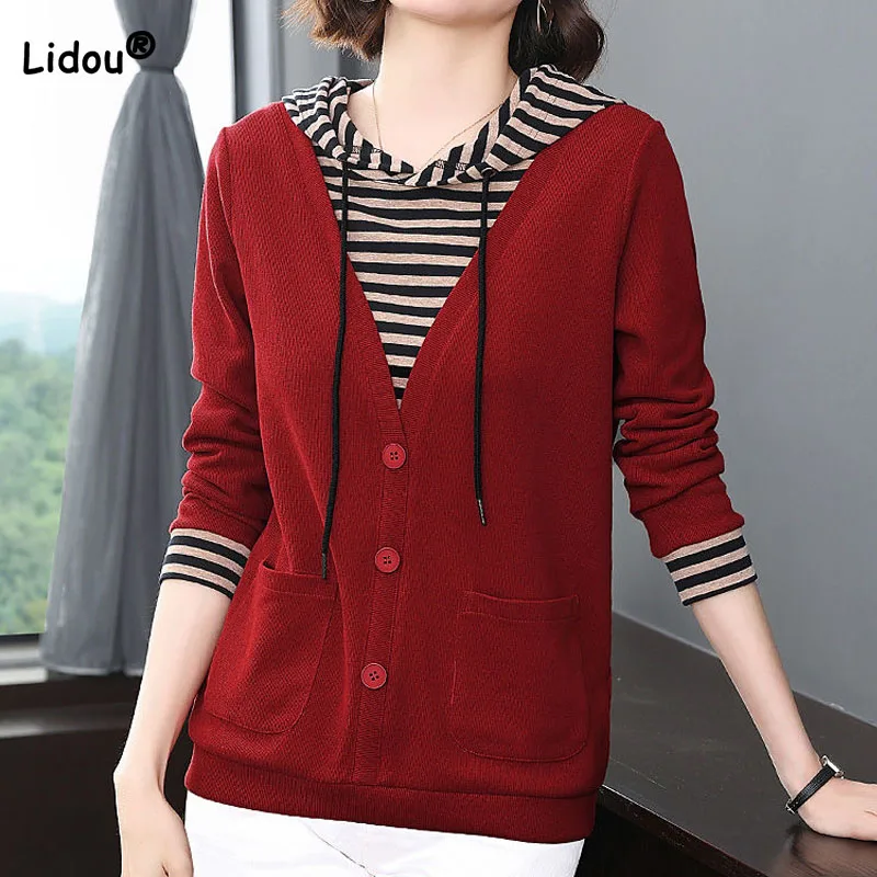 Camiseta informal con capucha de dos piezas falsas para mujer, ropa de moda, Tops de rayas empalmadas de manga larga que combinan con todo, Otoño e