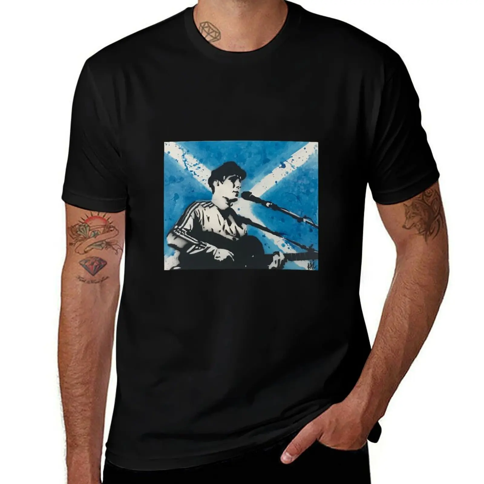Camiseta 'Gerry Cinnamon' de talla grande estilo urbano
