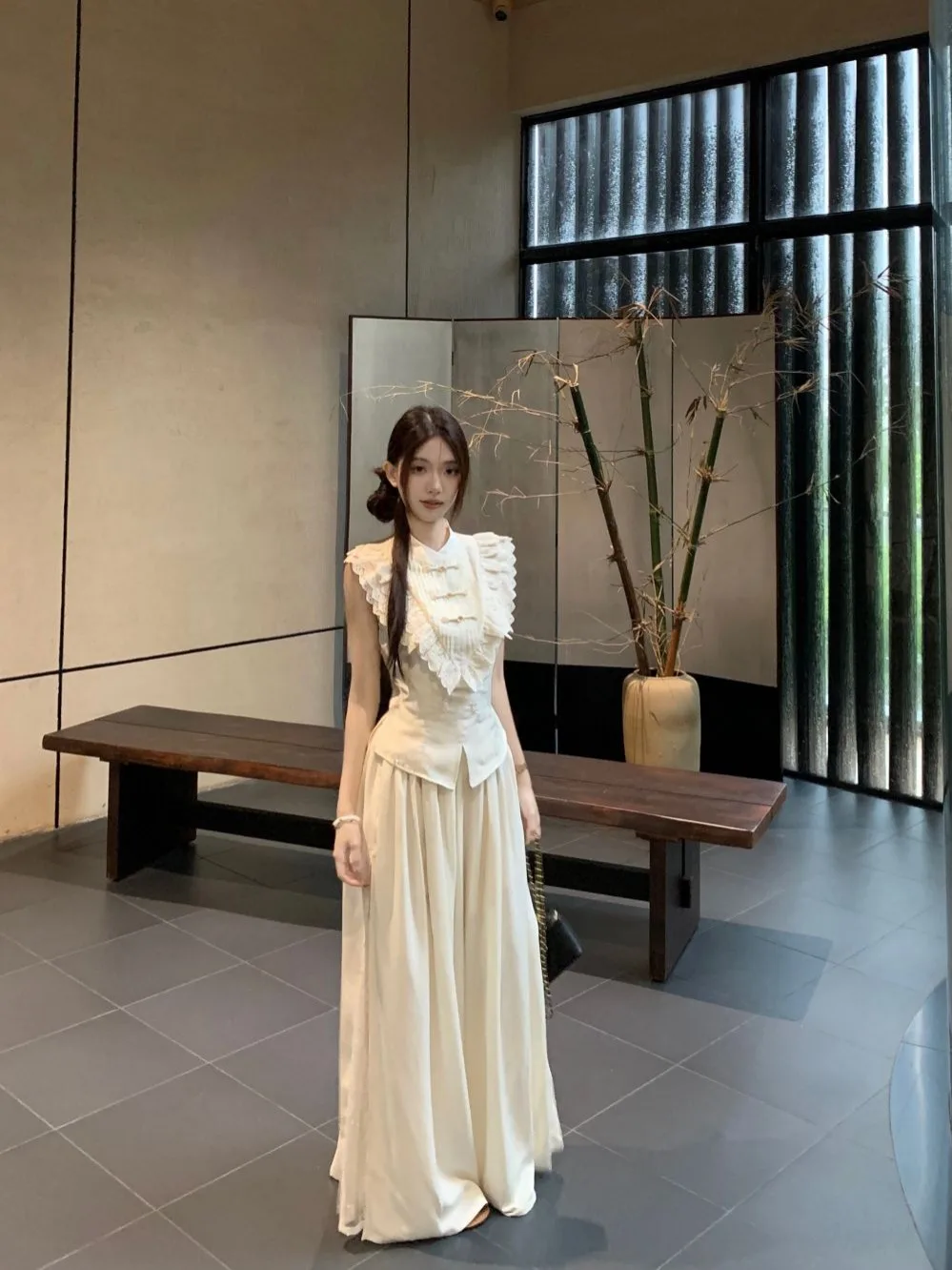 High Quality Hot Selling New Chinese Style Suit White Buckle Vest Top Women Skirt Pants Wide Leg Pants Two-piece Set Sweatpants