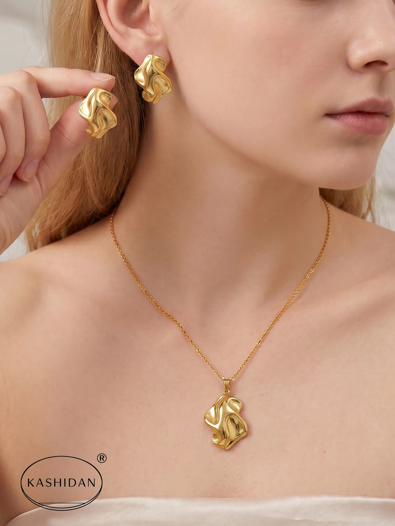 Fashion Stainless Steel Jewelry Set for Women Retro Twisting Rope Knot Pendant Necklace Door Knocker Stud Earrings