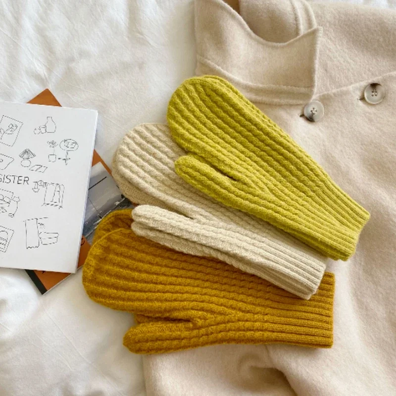 

Варежки женские яркие цвета универсальные простые теплые зимние студенческие вязаные стильные женские модные новейшие эстетические Y2K милые девушки