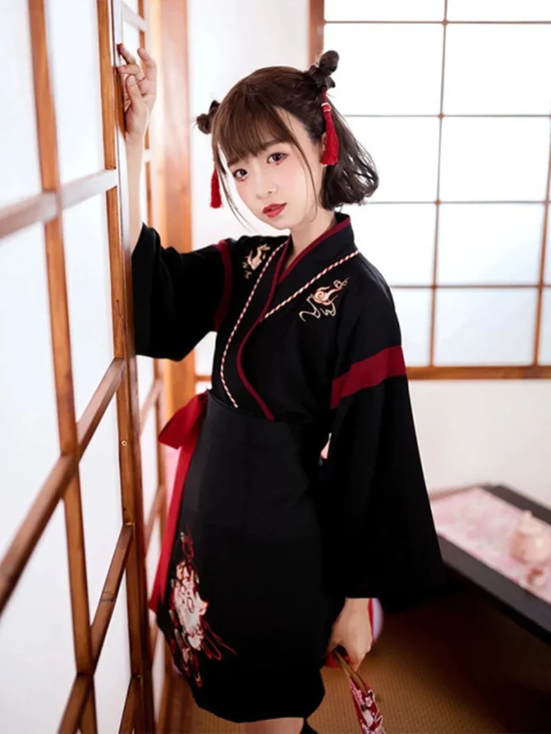 Vestido japonés Kimono mujer negro blanco gato bordado dulce Vintage ropa asiática Yukata Haori Cosplay fiesta 2 piezas conjunto