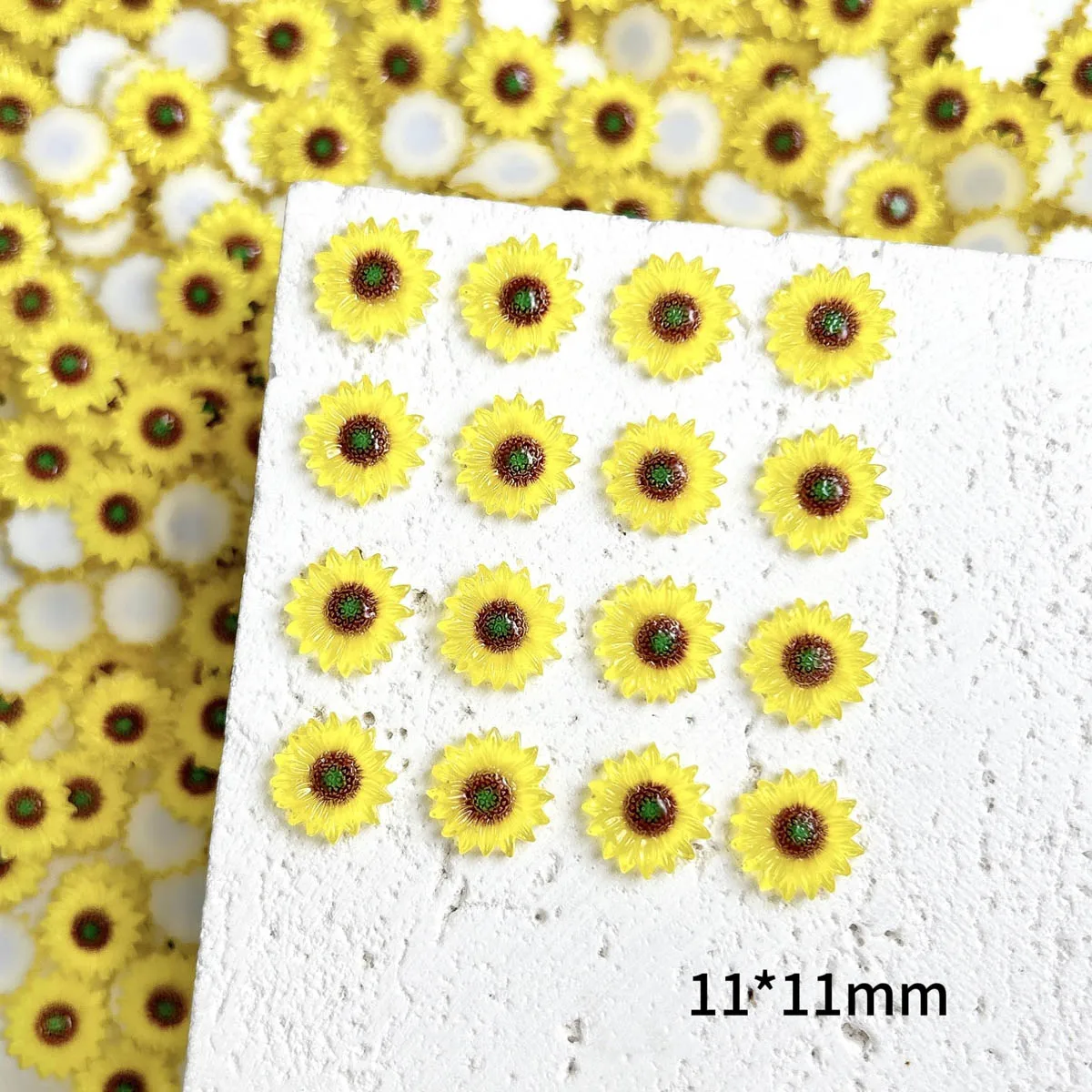 30PCS Ice Transparent Luminous Sunflower Resin Nail Art Decorations Creative Simulated Flower Nail Charms for DIY Hair Clip Nail