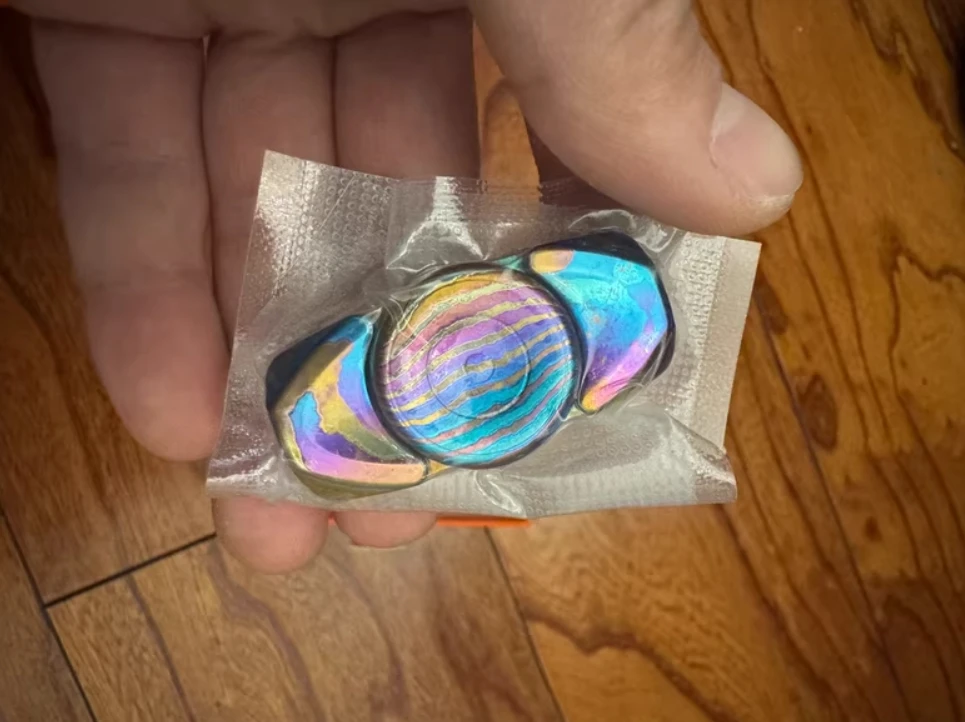 Usato EDC Spinmoon zorcuti spinner Giroscopio con punta delle dita Giocattoli di decompressione