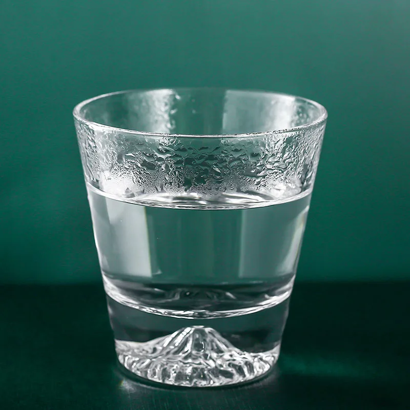富士山桜柄ウイスキーグラス　クリエイティブ雪山カップ　家庭用グラス　冷たい飲み物用カップ　透明