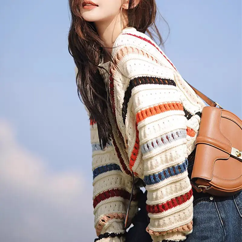 2025 Striped Hollow Knitted Batwing Sleeve Crewneck Sweater Women's 2025 Autumn New Korean Style Loose Simple Elegant Casual Top