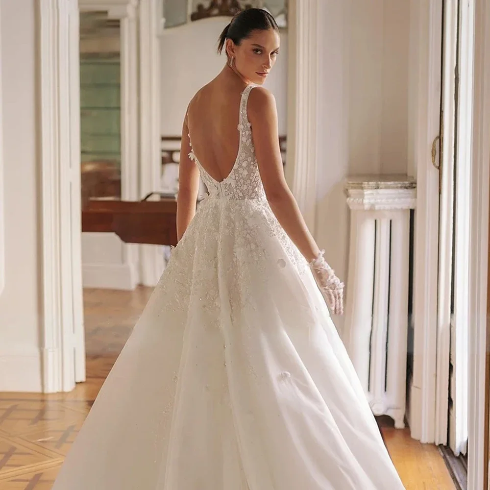 Vestido de novia de línea A de lujo personalizado elegante cuello cuadrado sin espalda tren de barrido vestidos de novia Apliques de encaje vestido de novia princesa