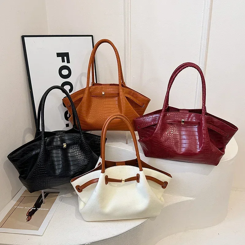 

2025 Retro Crocodile-Textured Handbag, Women's Spacious Underarm Shoulder Bag, Stylish Choice for Work & Daily Essentials