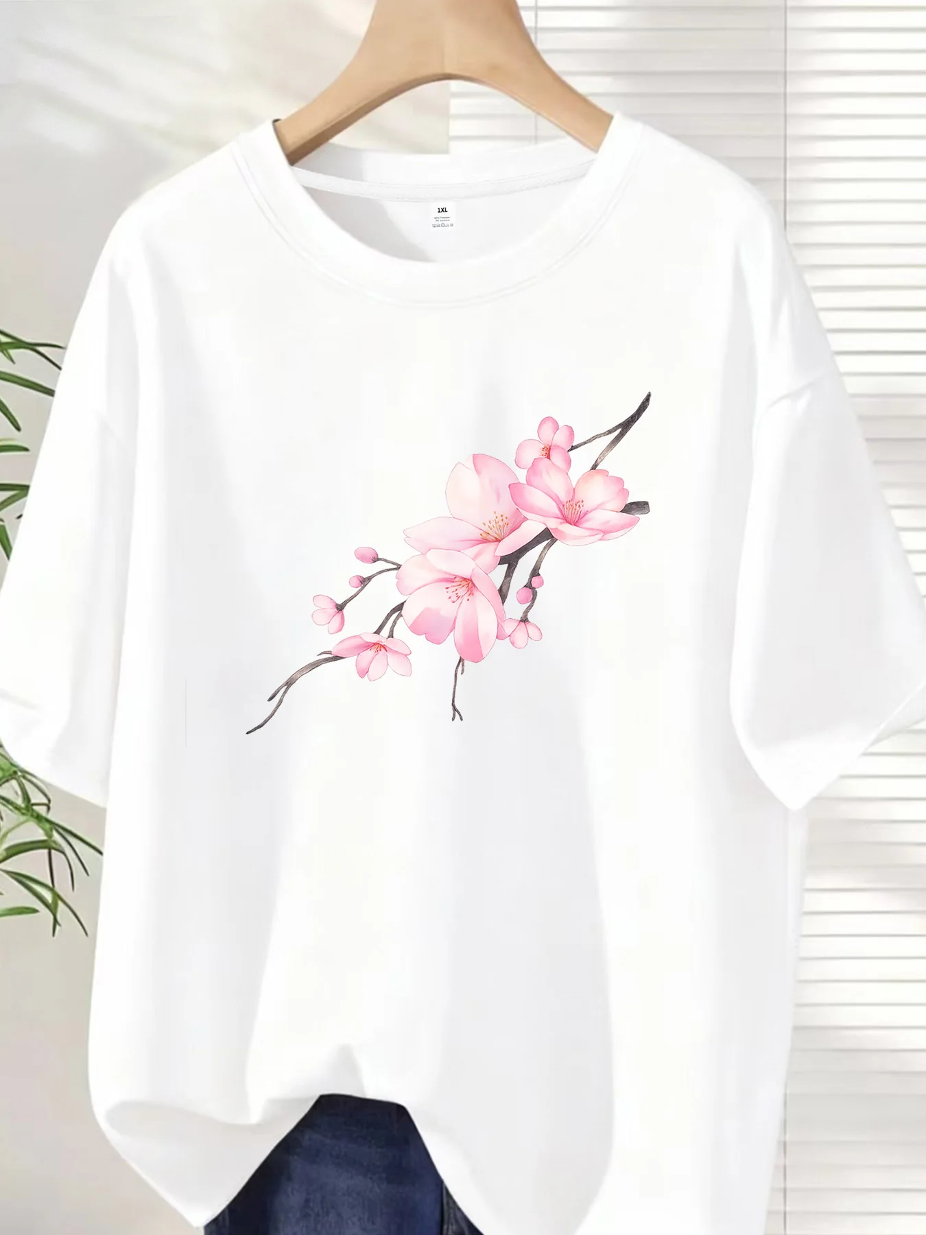 

【ZXH10197】pink flowers Plus size women's round neck short sleeve T-shirt with elastic half sleeves and trendy prints