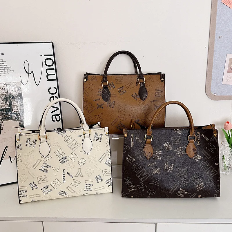 

2025 New Printed Tote Bag Women Large Capacity Underarm Commuter Shoulder Crossbody Fashion Purse