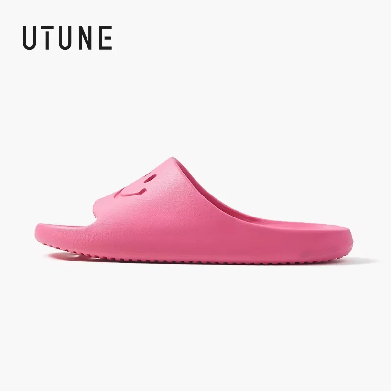 

UTUNE Happy Face Water-Draining Summer Slippers Unisex Non-Slip Soft Sole Bathroom Sandals Breathable Household Shower Shoes