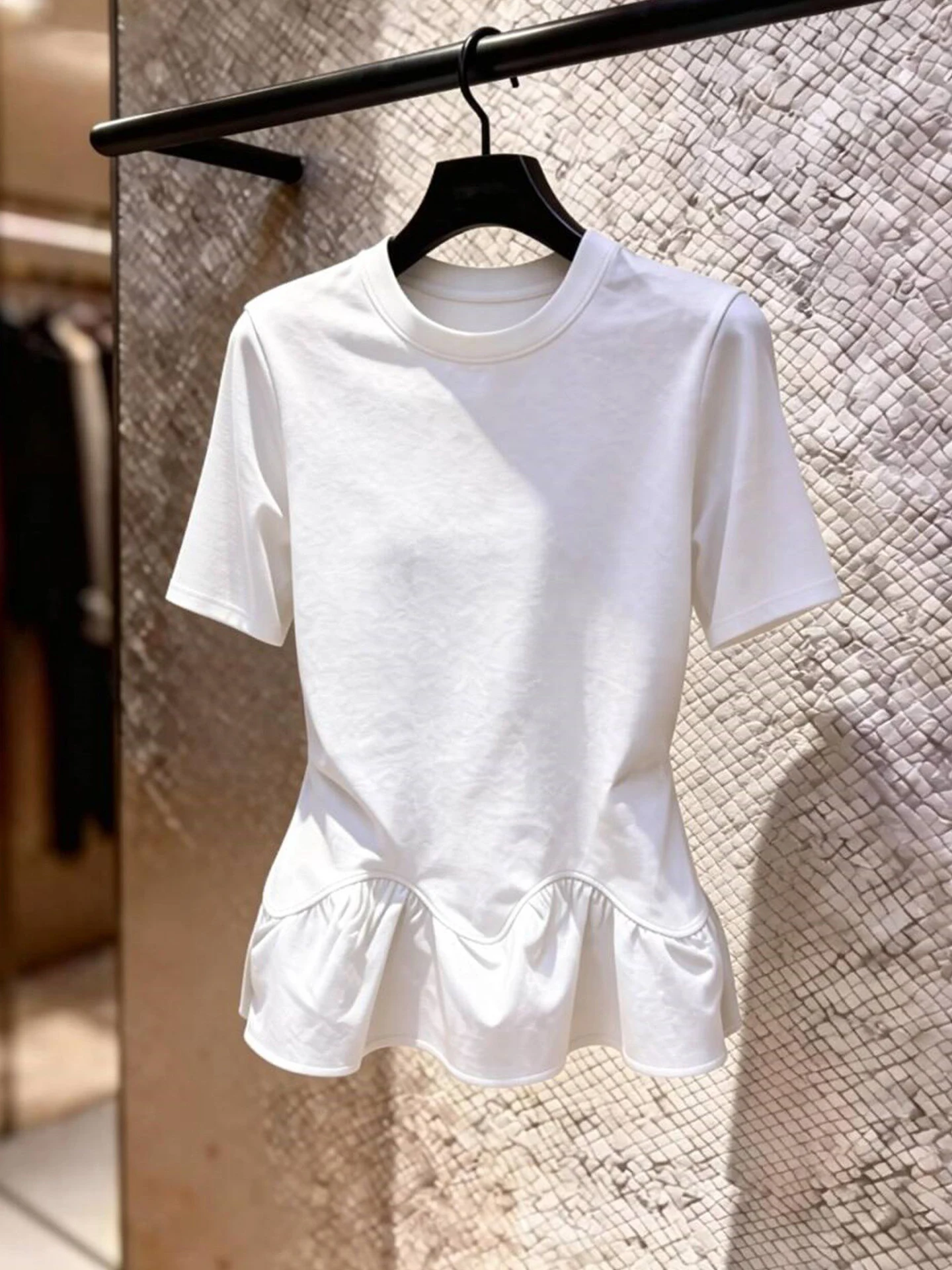 

Soft Skin-Friendly round Neck Pure Color T-Shirt Design Sensation Spring Summer Short Sleeve Versatile Minimalist Style Women...