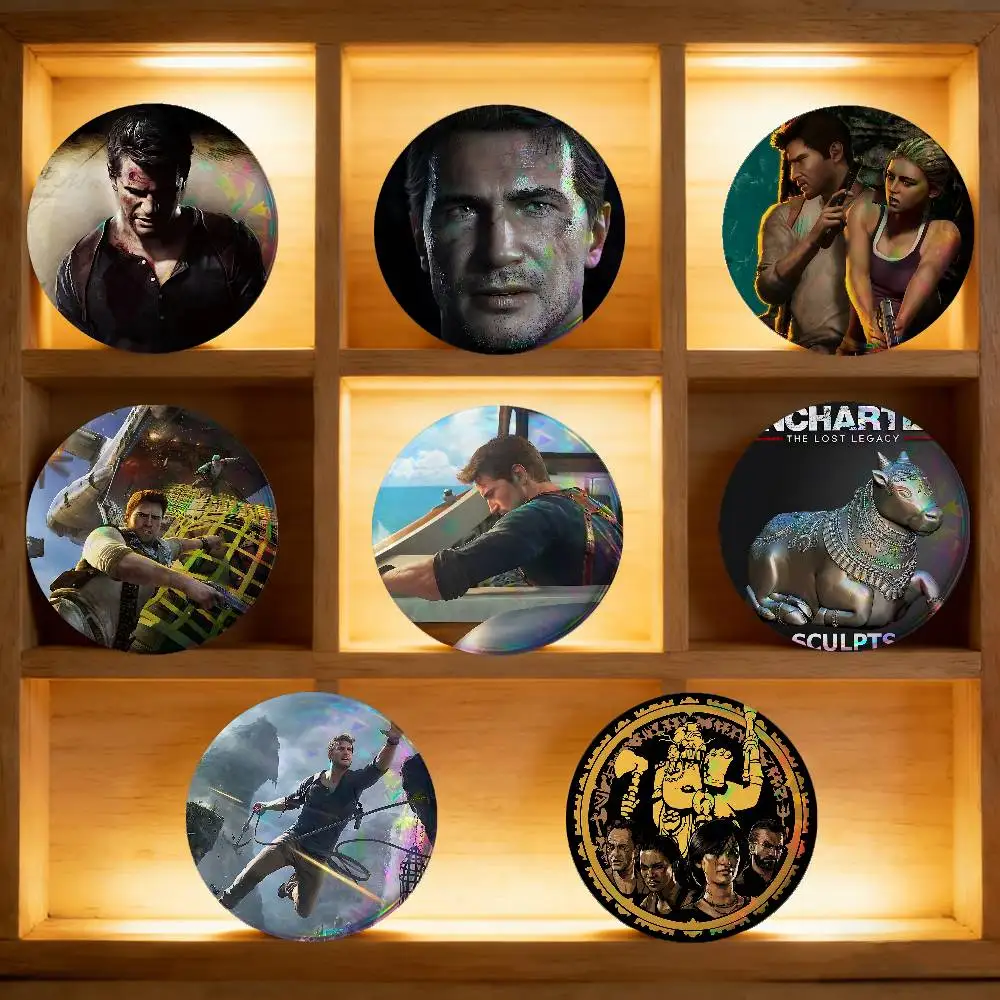 Game U-Uncharted For Badge Laser Holographic Custom Badge Image Metal Lapel Pin Brooch For Clothing Backpack Decorative