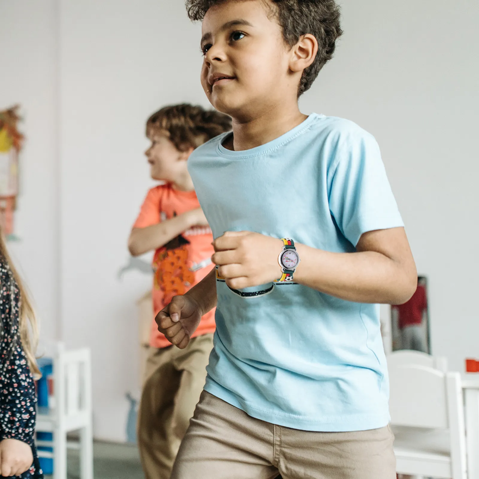 

Мультяшные футбольные часы с 3D-эффектом и точным кварцевым механизмом для детей, обучающий инструмент для изучения времени, детские спортивные часы