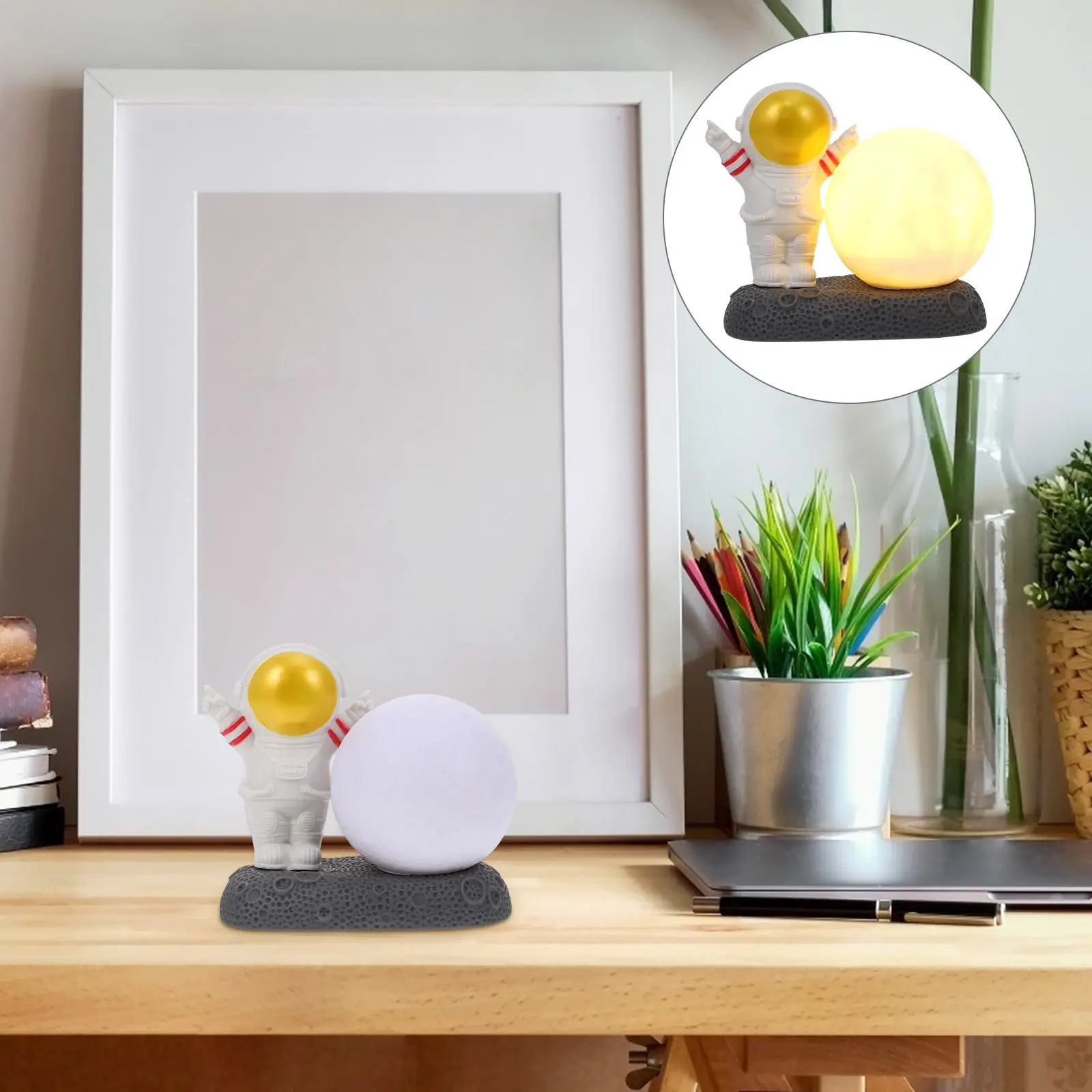 

1Pcs Adorable Astronaut Shaped Night Lamp Mini Resin Spaceman Desk Lamp Warm Soft Glow for Kids Room Bedroom Decor Desktop Night