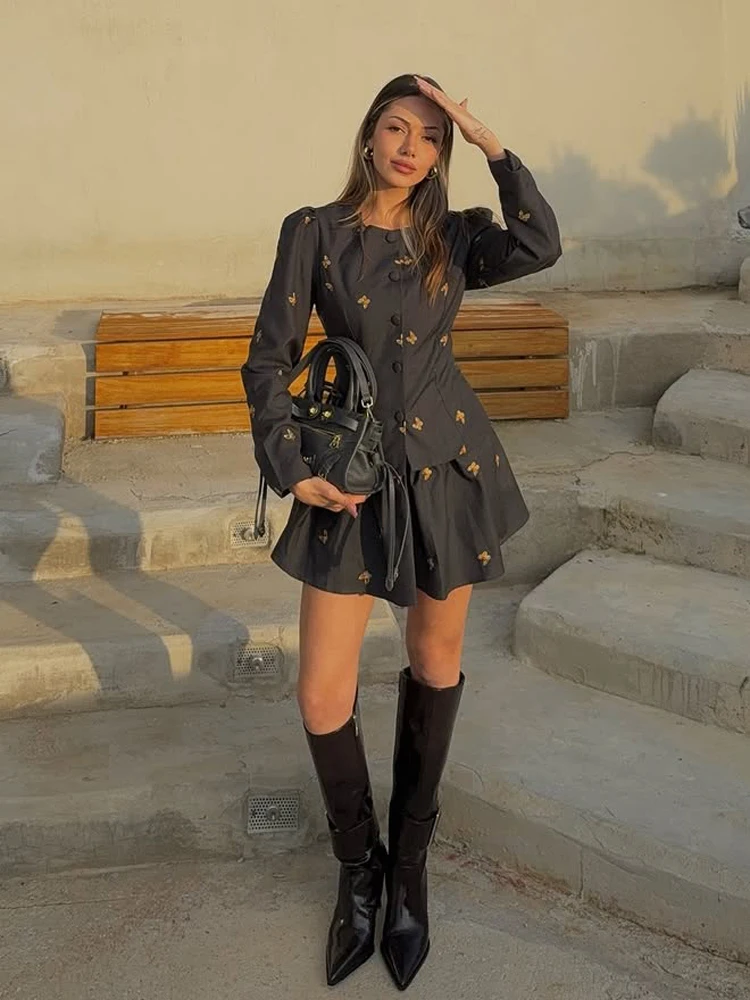 Women Casual Blazer Mini Skirt 2 Piece Set Elegant Butterfly Embroidery Waist Cinching Lady Long Sleeve Top Pleated Skirts Suit