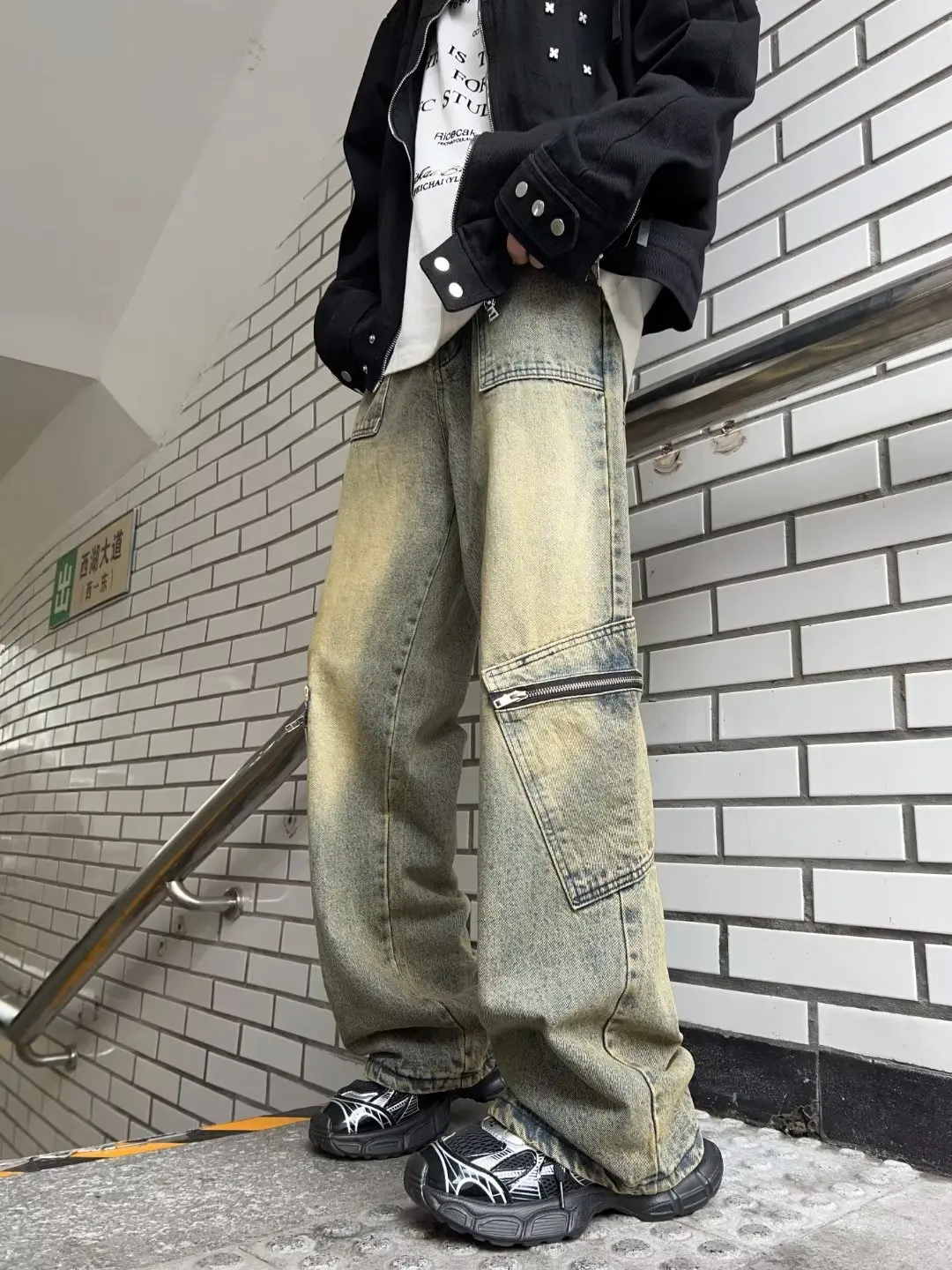 

Streetwear Pocket Design Men Jeans Cargo Pants Loose Plus Size Neutral Wide Leg Pants Harajuku Casual Denim Pants Gothic Y2K