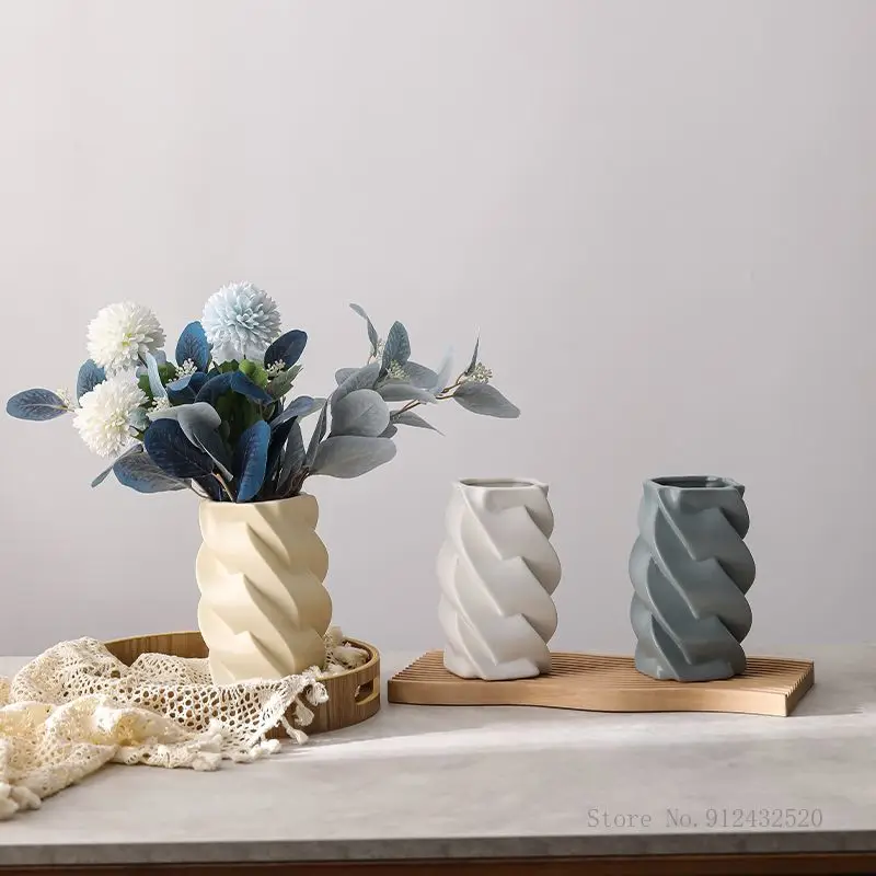 Creative Geometry Ceramic Vase, Modern Flower Arrangements Gardening Home Living Room Bedroom Office Dining-table Decoration 1Pc