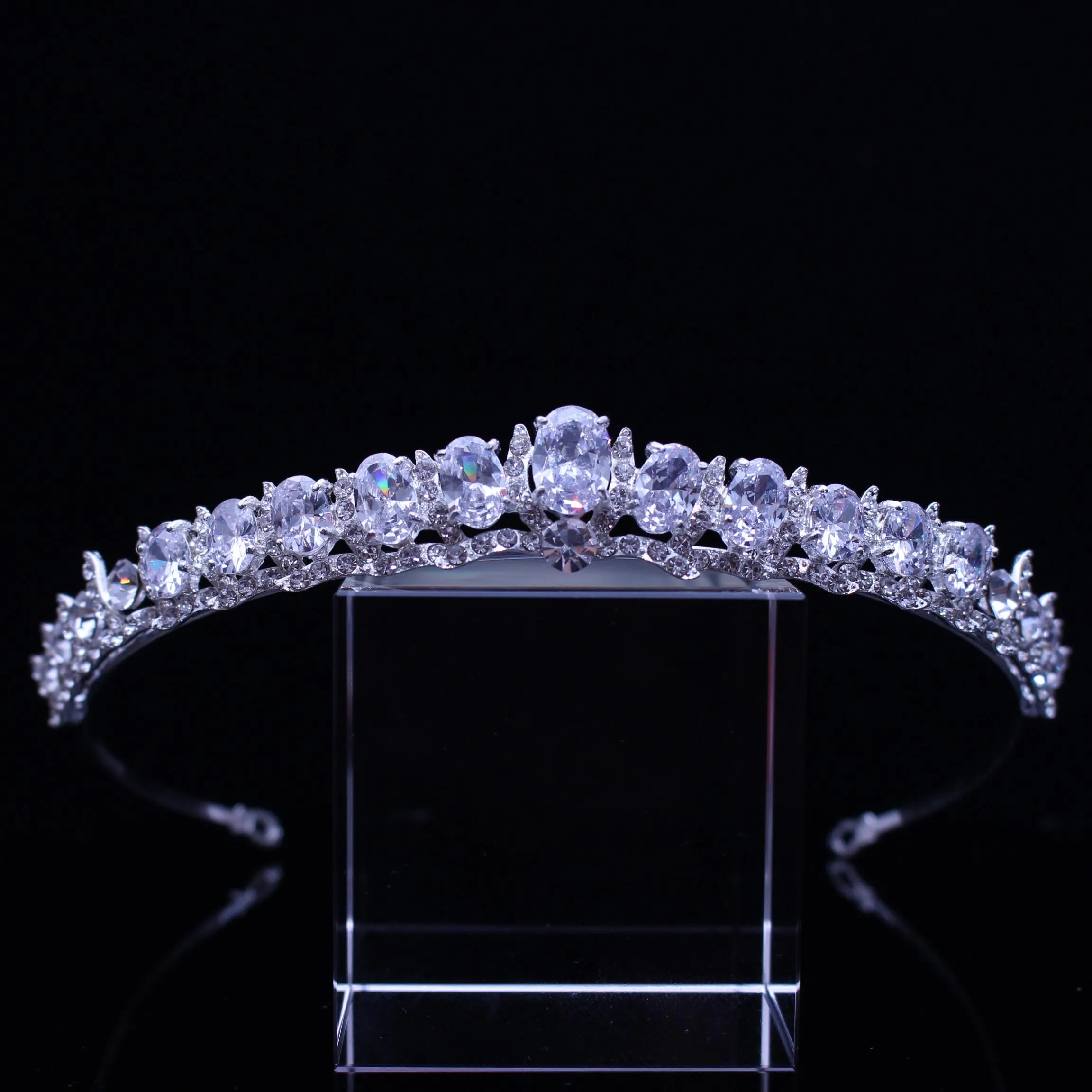 Basit süper Sparkle zirkon taç gelin düğün şapkalar fotoğraf stüdyosu tur fotoğrafçılık parti seti saç stili doğum günü hediyesi