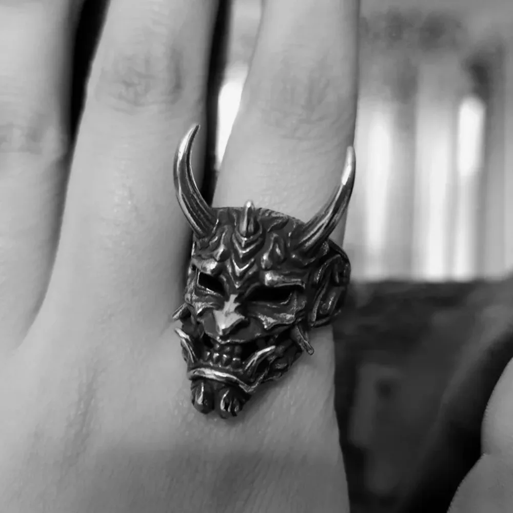 Vintage Mens Devil\'s Wrath Skull Ring Gothic Punk Skull Ring Mens Hip Hop Rock Rider Birthday Party Banquet JewelryHalloweenGift