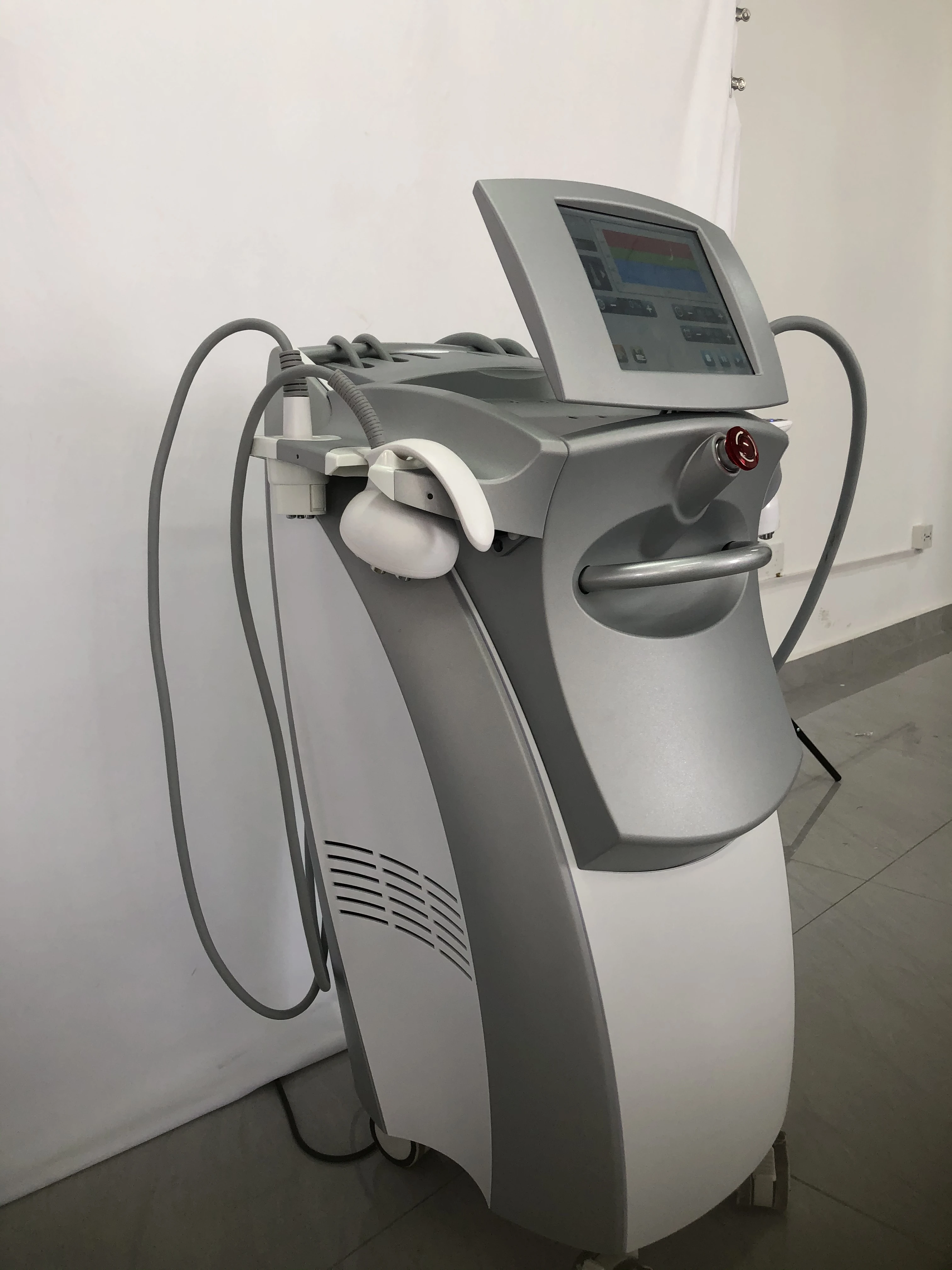 Venus Legacy Machine RF And Magnetic Field Therapy Technology Skin Tightening Body Shaping Vacuum Fat Burning Cellulite Removal - Image 6