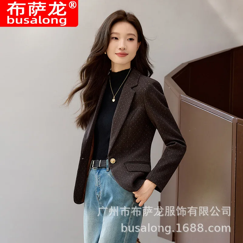 

2025Новый стильный модный костюм, повседневный женский профессиональный пиджак с длинными рукавами, официальная женская одинарная куртка, рабочая одежда8652