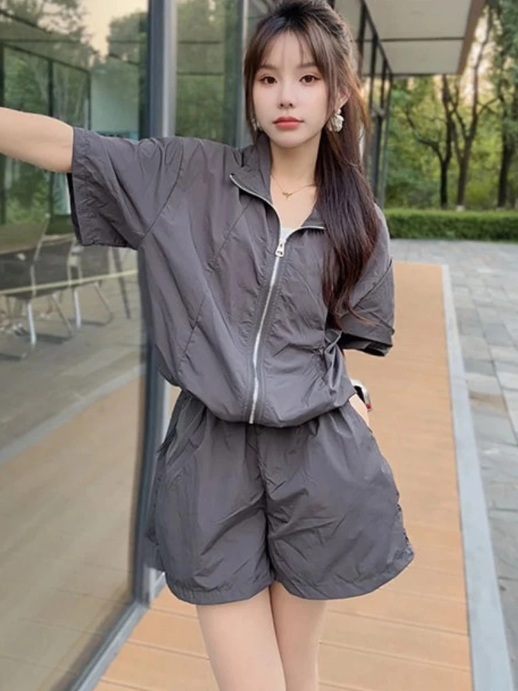

Women's Short Sets 2 Pieces Zip Plain With Jacket Beach Pocket Female Shorts Baggy Ensembles Full Luxury Summer Fashion 2025 Kit