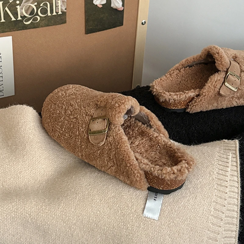 Woman Fur Flats Big Toe Slippers Brand Mules Slip On Winter Shoes Designer Warm Shoes Outwear Buckle Slippers Spring Shoes
