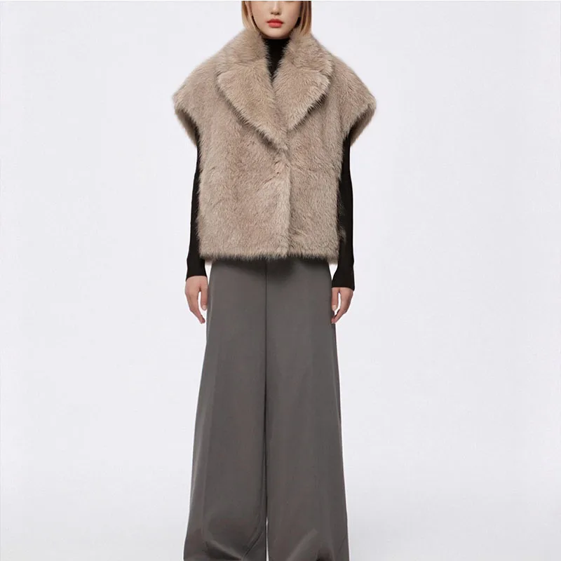 

2025 Autumn/Winter New Fashion Luxurious Elegant Faux Fur Plush Vest