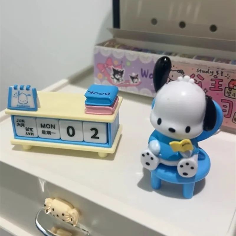 Sanrio Kuromi Pochacco Bureaukalender Serie Ornamenten Leuke Pacha Hond Tafelblad Ornamenten Verjaardag Voor Kinderen Nieuwjaarscadeau