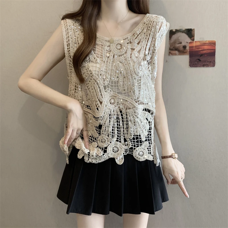 Bohemian Travel Hollow out Design Unique Sleeveless Vest Women's Summer Outerwear Age-Defying Top Bright Thread Spandex