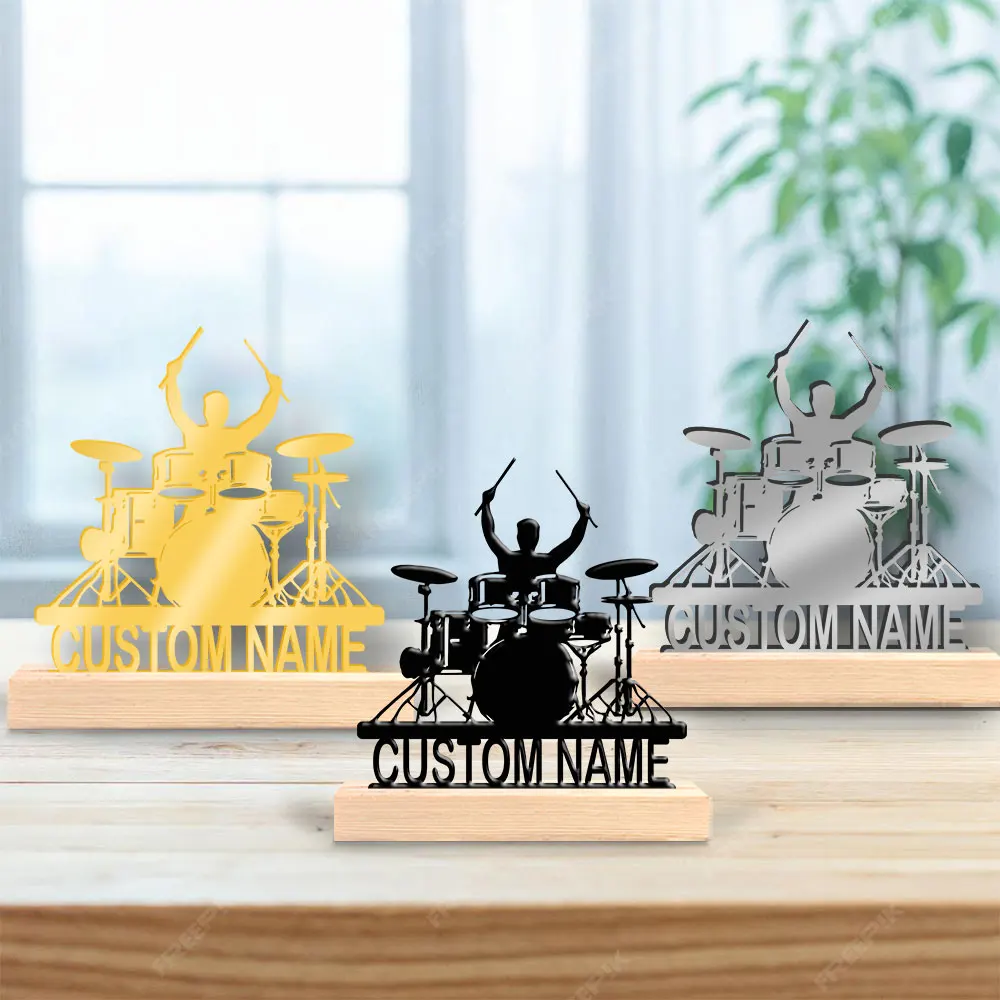 1pc Personalized Desktop Metal Ornaments Custom Content Equipped with Wooden Base Room Decorations, Bar Counter Decorations
