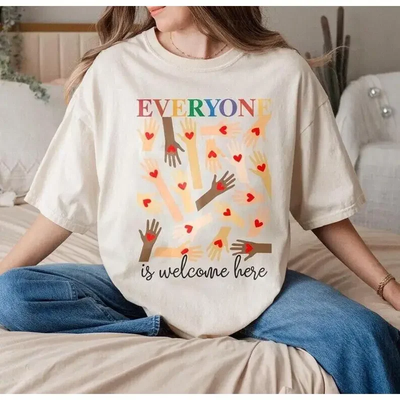 T-shirt pour enseignants d'Idaho, tout le monde est bienvenu ici, inclusion et égalité Sh