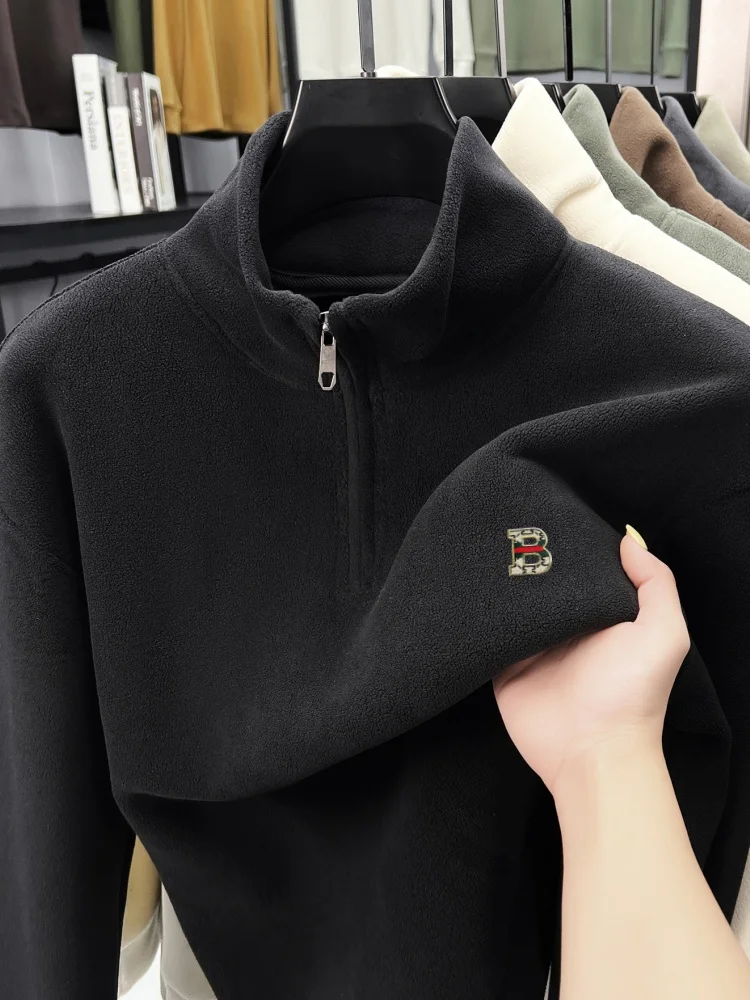 

Высококачественный бренд В-форменное тиснением мужское свитер новая модель мода полу молния стоять воротник теплый плюш осень зима случайный пуловер