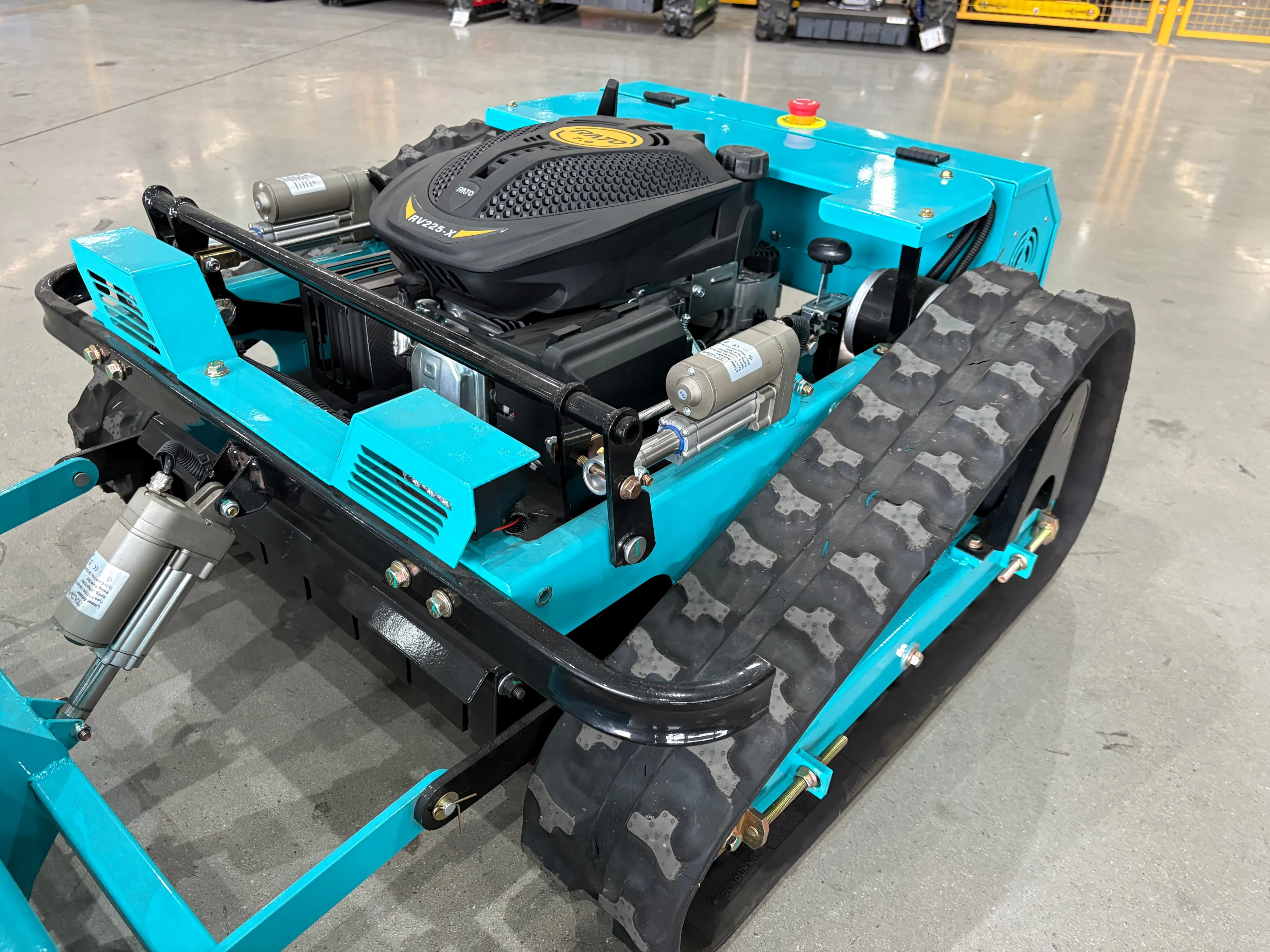 

Индивидуальная газонокосилка с нулевым поворотом OMI 500A 800A 800C 1000A для газона с большим акратом, без повреждений травы, возможность бездорожья, одобрено EPA