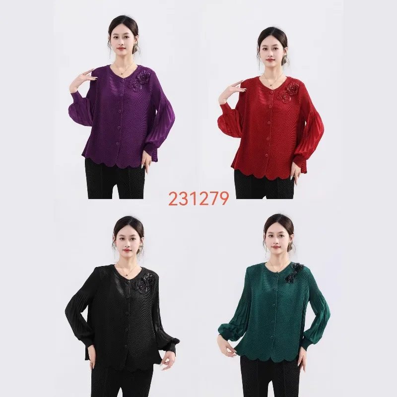 Kurtka Miyake z plisami, rozmiar plus size, plisowana, kolekcja 2026, luźny krój, wiosenna nowość, modna, wyszczuplająca w talii, elegancka, zdobiona koralikami, długa, plisowana bluzka.