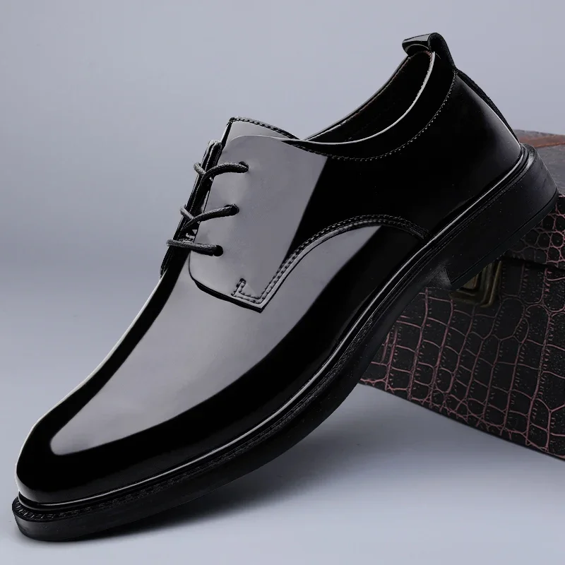 

Luxury Brand Lace Up Oxford Shoes Man Casual Lightweight Summer Business Bright Colored Leather Moccasins Comfy Dress Mens Shoes