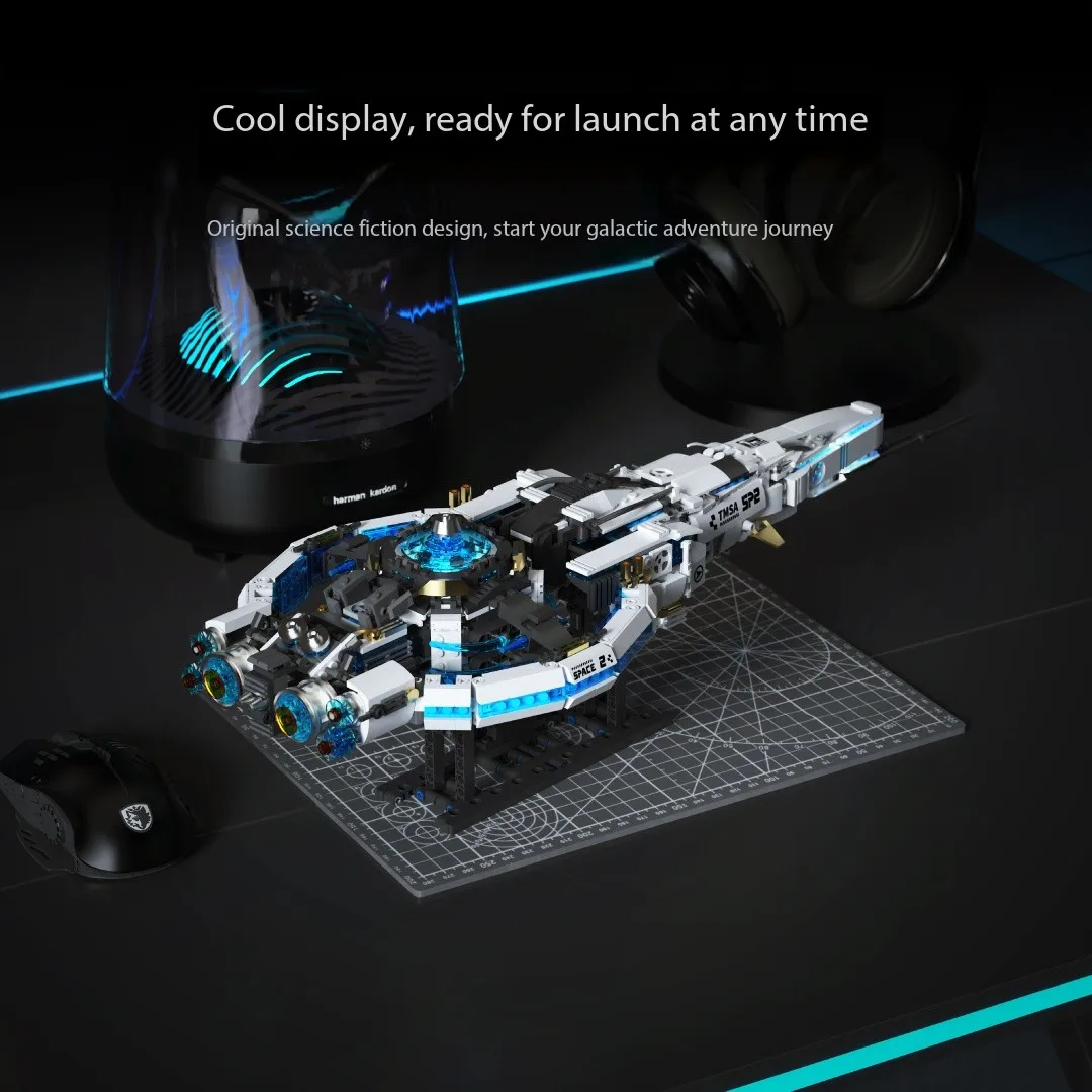 Galaxy Comet Spaceship Building Set 850PCS Sci-Fi Model Luminous Parts Metal Detailing Flexible Moving Part Adventure Toy Gifts