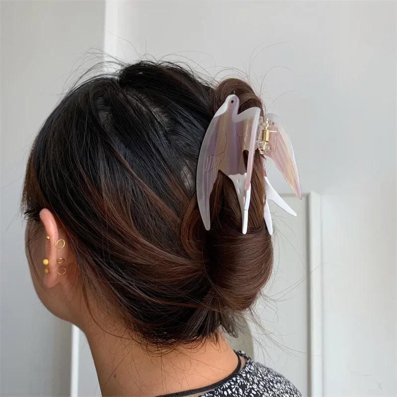 Muweordy Cartoon Swallow Hair Claw Eco-friendly Acetate Claw Clip Animal Bird Crab Hair Clip Hair Accessories for Women Girls