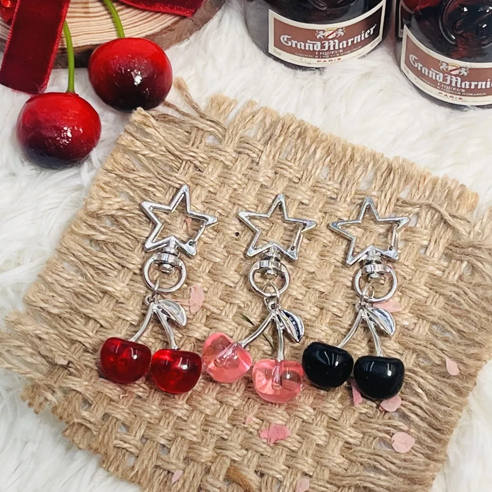 

Брелок для ключей Y2K с вишневым сердцем, роскошный, в форме звезды, милый, креативный, металлический, кавайный, для женщин, подарок