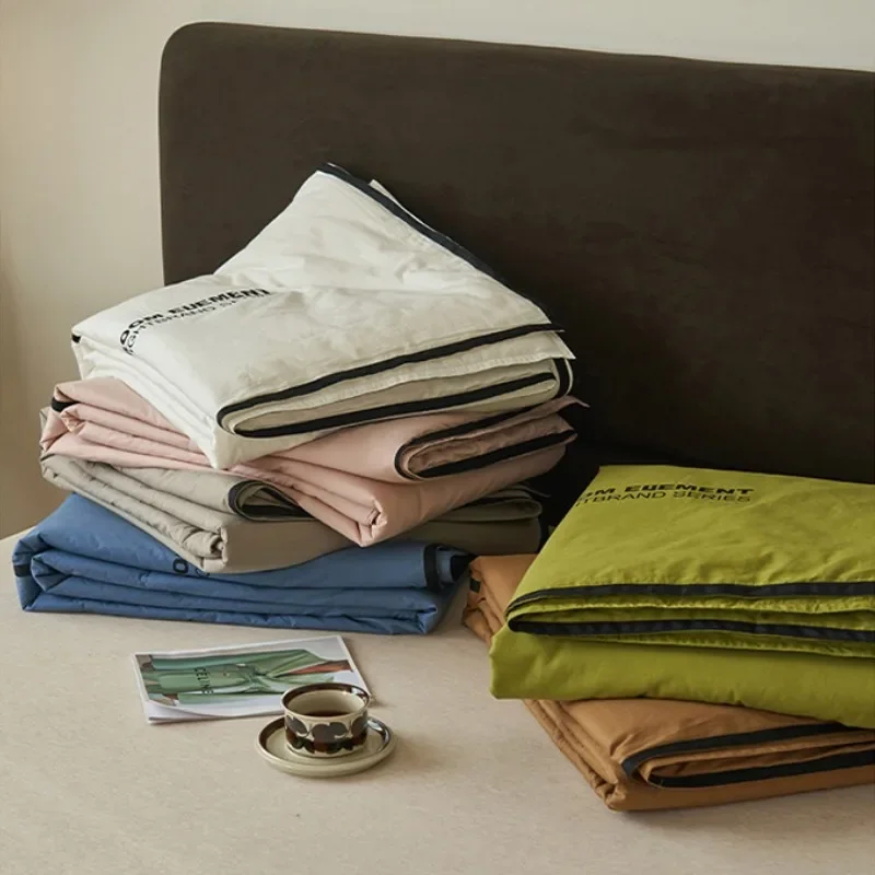 

Новинка 2025, простое современное летнее одеяло из соевого волокна, цельное мягкое и удобное одеяло для взрослых с кондиционером