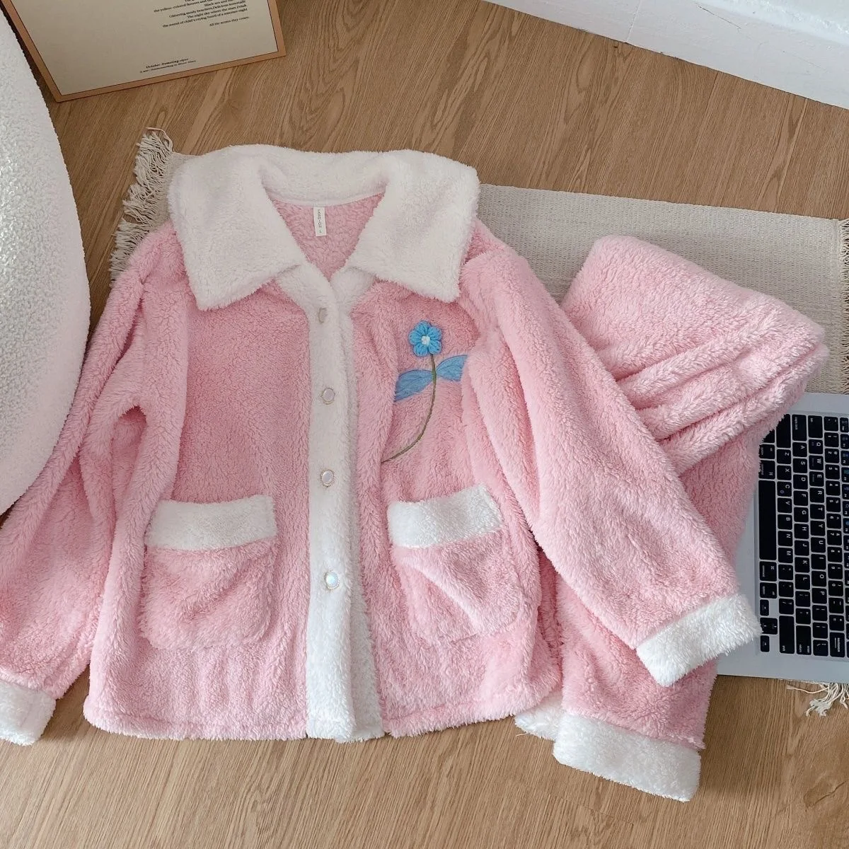 

Korean Flower Flannel Pajama Set Women Warm Fluffy Pocket Sleepwear Christmas PJS Homewear Y2K Kawaii Pink Loungewear Nightwear
