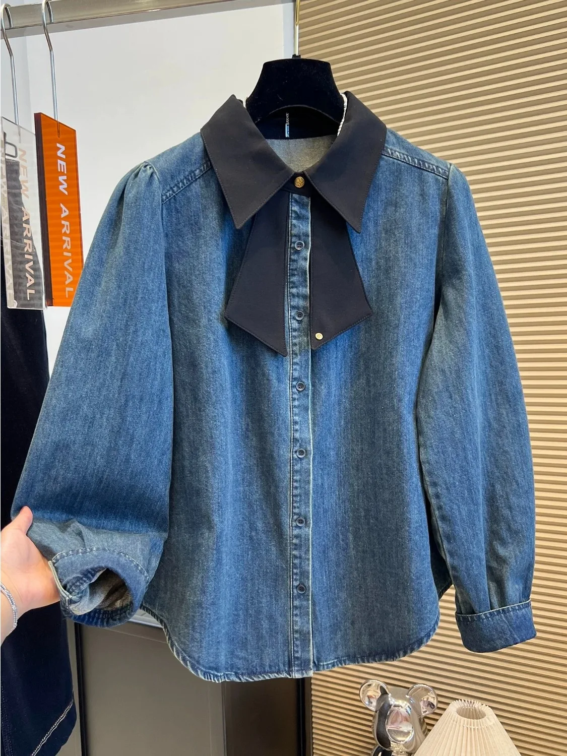 Anti-âge noeud ample Denim irt femmes printemps 2026 nouveau décontracté polyvalent Long col Sve boutonné manteau